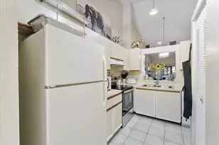 3100 NW 46th St, Oakland Park, FL 33309 - Photo 10