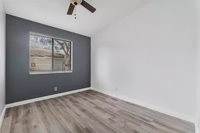 520 Woodgate Circle, Sunrise, FL 33326 - Photo 16