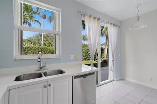 11621 NW 47th Dr, Coral Springs, FL 33076 - Photo 16