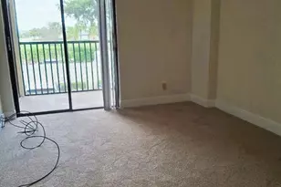 105 Lake Emerald Dr, Fort Lauderdale, FL 33309 - Photo 20