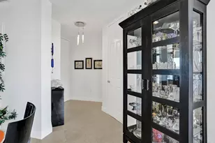 2601 NE 14th Ave, Wilton Manors, FL 33334 - Photo 18