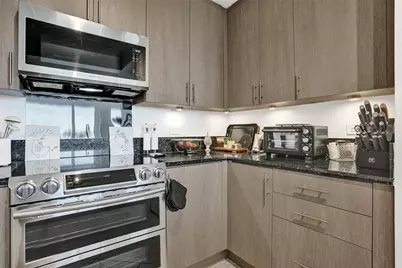 2601 NE 14th Avenue #401, Wilton Manors, FL 33334 - Photo 4