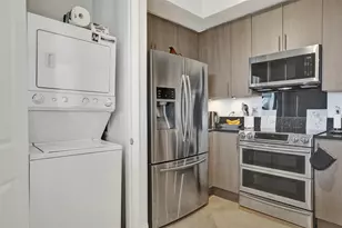 2601 NE 14th Ave, Wilton Manors, FL 33334 - Photo 8