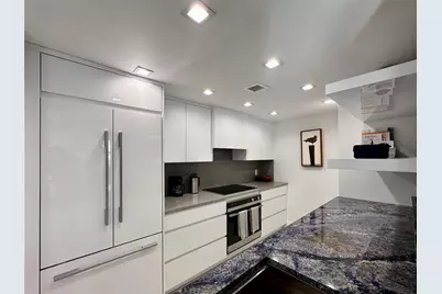 209 N Fort Lauderdale Beach Boulevard #11C, Fort Lauderdale, FL 33304 - Photo 12