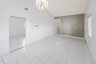 2597 W 73rd Pl, Hialeah, FL 33016 - Photo 20