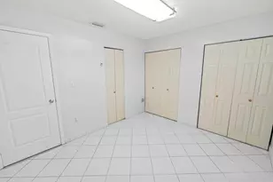 2597 W 73rd Pl, Hialeah, FL 33016 - Photo 30