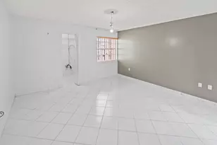 2597 W 73rd Pl, Hialeah, FL 33016 - Photo 22