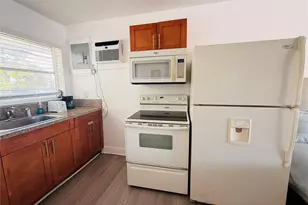 3226 NE 12th St, Pompano Beach, FL 33062 - Photo 6