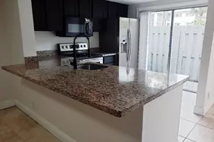 89 SW 3rd St, Pompano Beach, FL 33060 - Photo 6