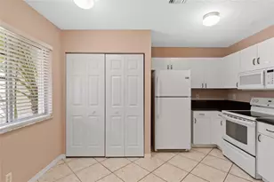 1186 SW 44th Ave, Deerfield Beach, FL 33442 - Photo 4