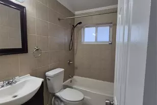 727 NW 1st Ave, Fort Lauderdale, FL 33311 - Photo 10