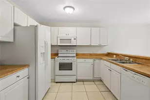 7656 NW 73rd Terrace, Tamarac, FL 33321 - Photo 4