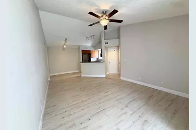 3310 N Pinewalk Drive #1827, Margate, FL 33063 - Photo 4