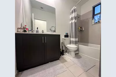 3465 W 110th Terrace, Hialeah, FL 33018 - Photo 22