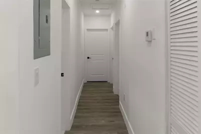 2724 SW 34th Court #B, Miami, FL 33133 - Photo 6