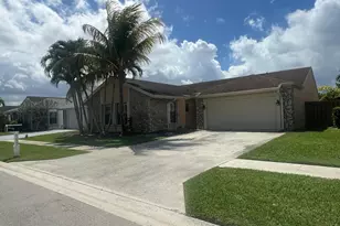 21023 Rustlewood Ave, Boca Raton, FL 33428 - Photo 20