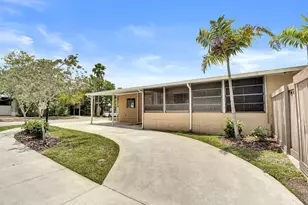 21411 NW 3rd St, Pembroke Pines, FL 33029 - Photo 10