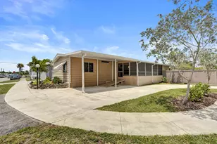 21411 NW 3rd St, Pembroke Pines, FL 33029 - Photo 1