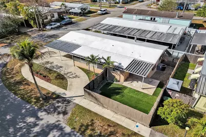 21411 NW 3rd Street, Hollywood, FL 33029 - Photo 4