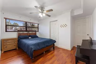 795 NE 165th St, Miami, FL 33162 - Photo 16