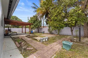 795 NE 165th St, Miami, FL 33162 - Photo 28