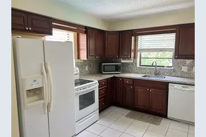 445 SE 21st Avenue #201, Deerfield Beach, FL 33441 - Photo 6