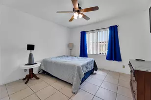 9802 NW 75th Ct, Tamarac, FL 33321 - Photo 8