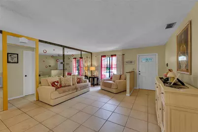 9802 NW 75th Court, Tamarac, FL 33321 - Photo 6