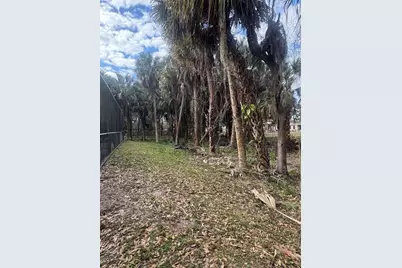 519 + 517 517 Prospect Avenue, Lehigh Acres, FL 33972 - Photo 18