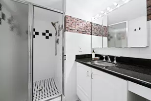 2500 Parkview Dr, Hallandale Beach, FL 33009 - Photo 20