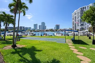 2500 Parkview Dr, Hallandale Beach, FL 33009 - Photo 8