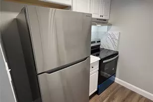 2605 NW 135th St, Miami, FL 33167 - Photo 4