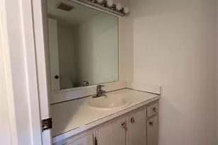 327 Pine Ridge Cir, Greenacres, FL 33463 - Photo 10