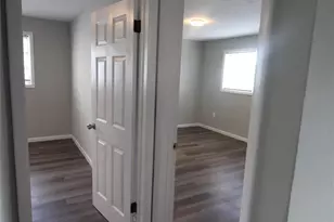 2561 NW 135th St, Miami, FL 33167 - Photo 12