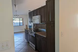 707 SE 3rd Ave, Davie, FL 33004 - Photo 6