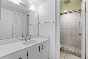 6075 N Sabal Palm Blvd, Tamarac, FL 33319 - Photo 14