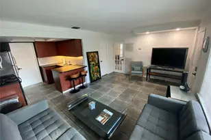 2056 NE 9th Ave, Fort Lauderdale, FL 33305 - Photo 2