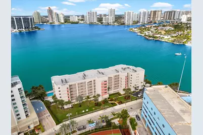 18260 N Bay Road #304, Sunny Isles Beach, FL 33160 - Photo 36