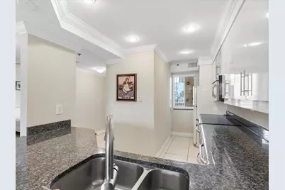 18260 N Bay Road #304, Sunny Isles Beach, FL 33160 - Photo 6