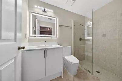 1033 NE 17th Way #1103, Fort Lauderdale, FL 33304 - Photo 12