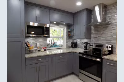 7811 NW 40th Court, Coral Springs, FL 33065 - Photo 16