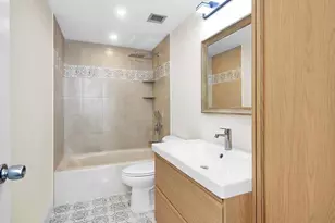 2400 Presidential Way, West Palm Beach, FL 33401 - Photo 12