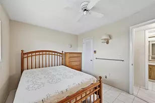 8040 N Sunrise Lakes Dr, Fort Lauderdale, FL 33322 - Photo 18