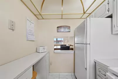 8040 N Sunrise Lakes Drive #303, Fort Lauderdale, FL 33322 - Photo 6