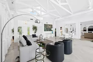 416 Isle of Capri Dr, Fort Lauderdale, FL 33301 - Photo 12