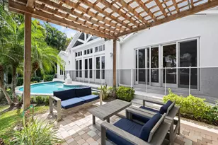 416 Isle of Capri Dr, Fort Lauderdale, FL 33301 - Photo 6