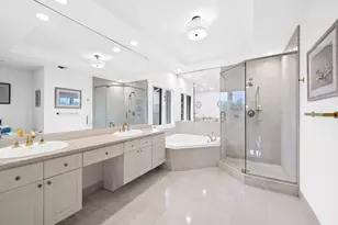 416 Isle of Capri Dr, Fort Lauderdale, FL 33301 - Photo 18