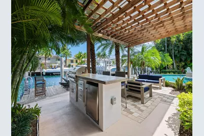 416 Isle Of Capri Drive, Fort Lauderdale, FL 33301 - Photo 2