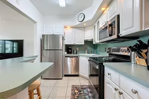 3200 NE 7th Ct, Pompano Beach, FL 33062 - Photo 10