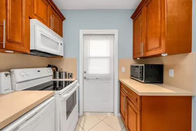 [Address not provided], Boca Raton, FL 33431 - Photo 14